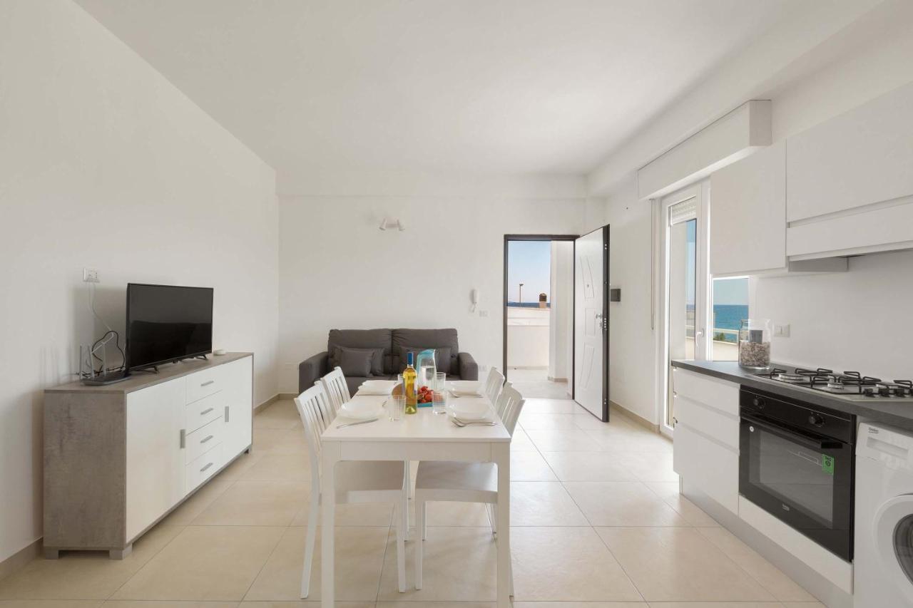 Residence Marelena Casalabate Exterior photo