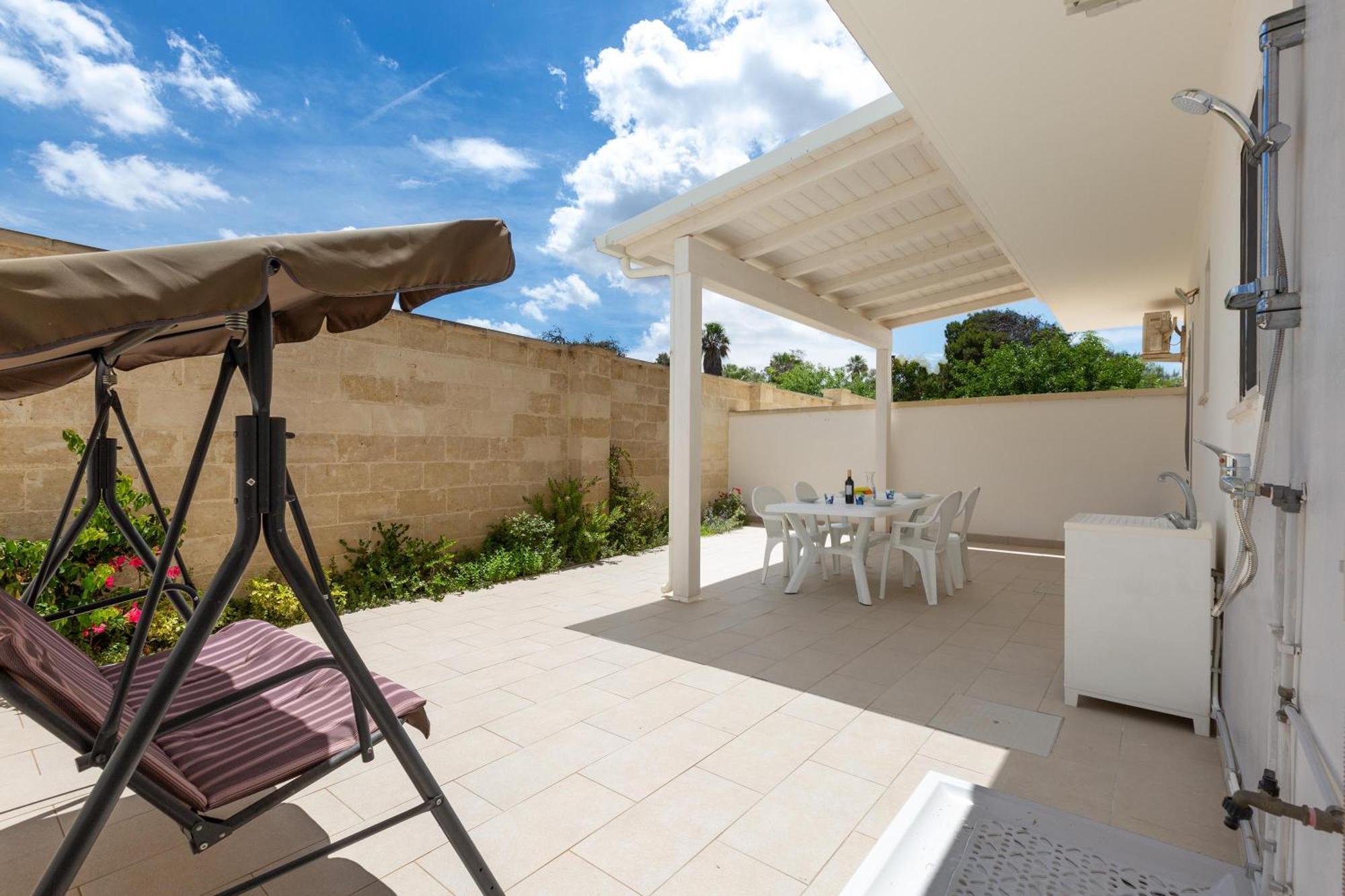 Residence Marelena Casalabate Exterior photo